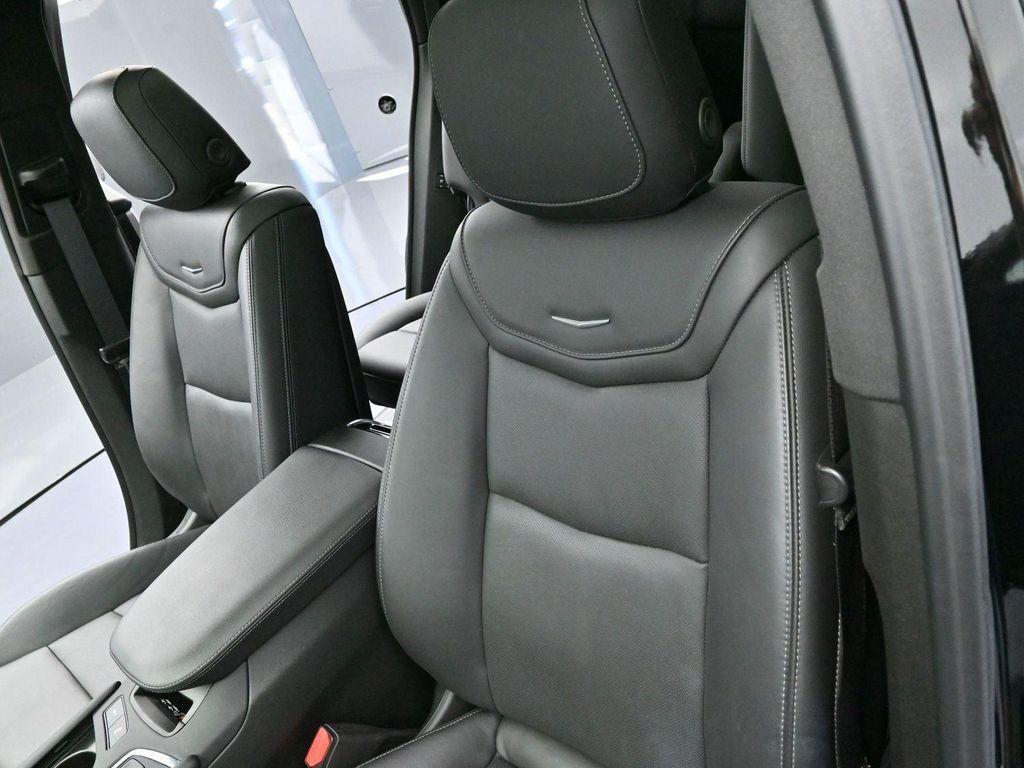 used 2024 Cadillac XT6 car, priced at $45,000