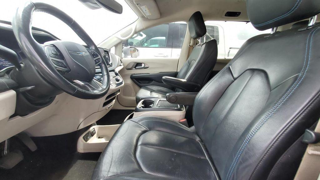 used 2021 Chrysler Pacifica Hybrid car, priced at $22,700