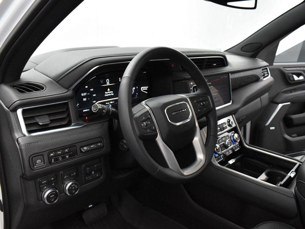 used 2023 GMC Yukon XL car, priced at $67,000