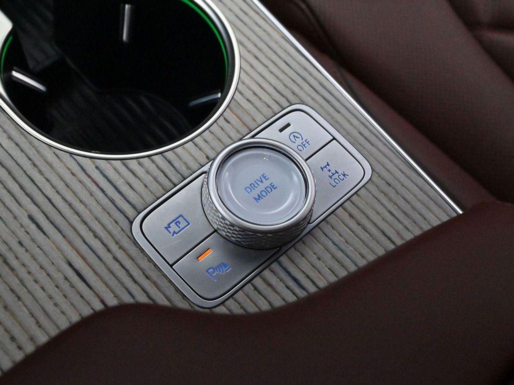 used 2025 Genesis GV80 car, priced at $64,000