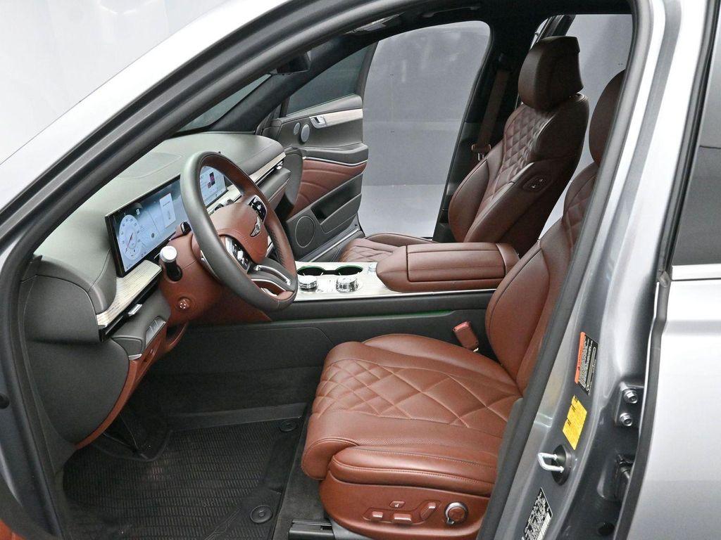 used 2025 Genesis GV80 car, priced at $64,000