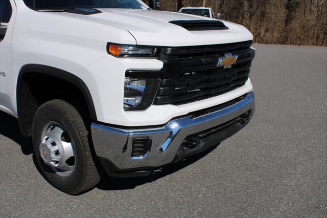 new 2025 Chevrolet Silverado 3500 car, priced at $63,193