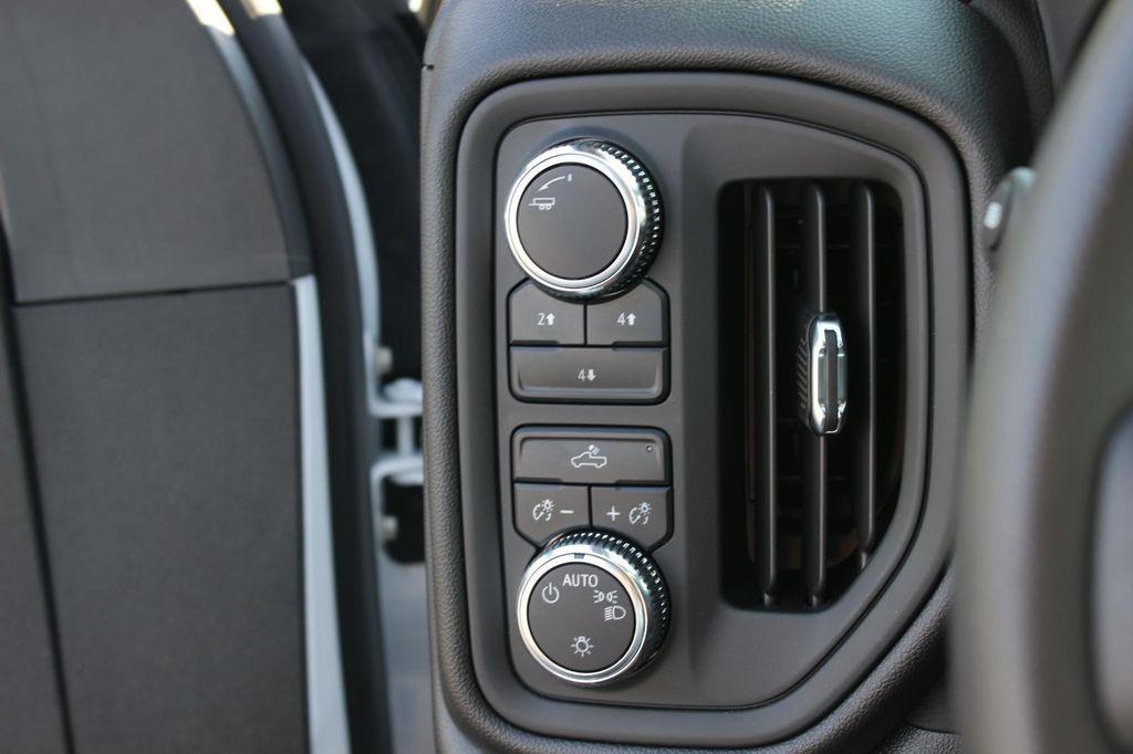 new 2025 GMC Sierra 2500 car, priced at $73,945