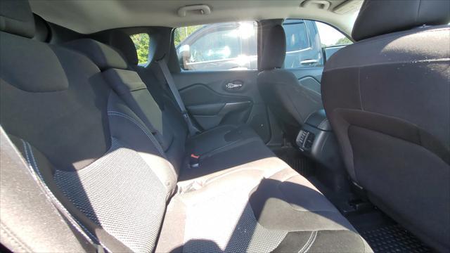 used 2019 Jeep Cherokee car, priced at $13,000