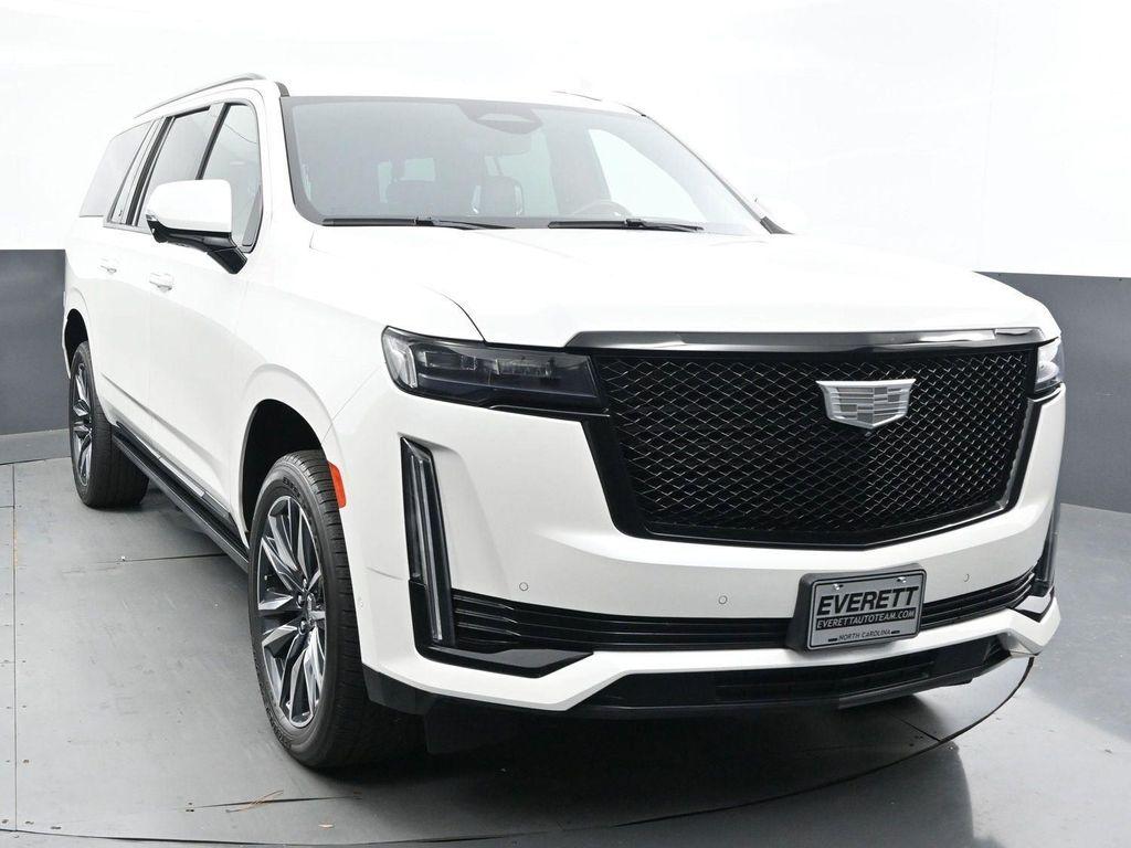 used 2021 Cadillac Escalade ESV car, priced at $51,500