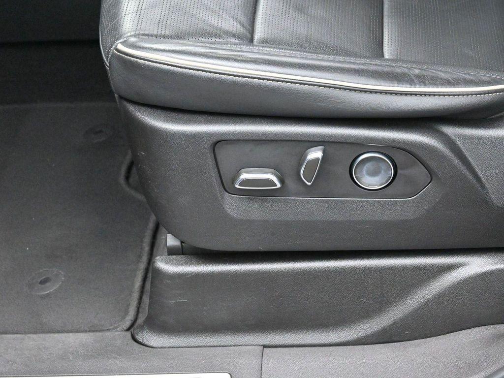 used 2021 Cadillac Escalade ESV car, priced at $51,500