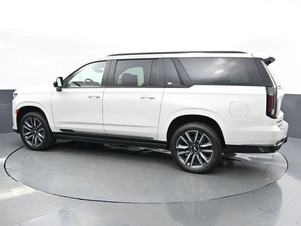 used 2021 Cadillac Escalade ESV car, priced at $51,500