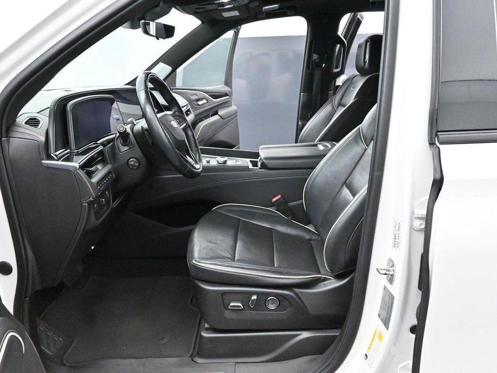 used 2021 Cadillac Escalade ESV car, priced at $51,500