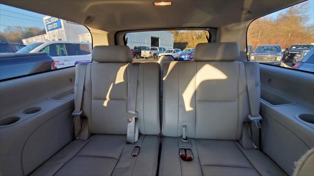 used 2012 Chevrolet Suburban car, priced at $15,000