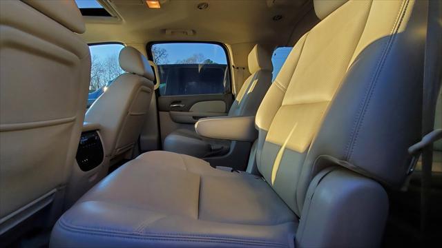 used 2012 Chevrolet Suburban car, priced at $15,000