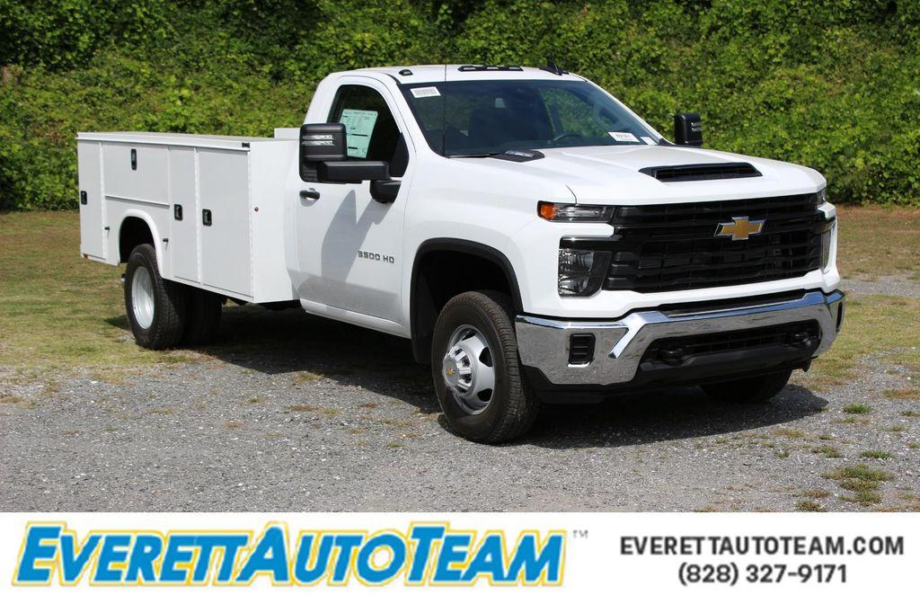 new 2025 Chevrolet Silverado 3500 car, priced at $74,662