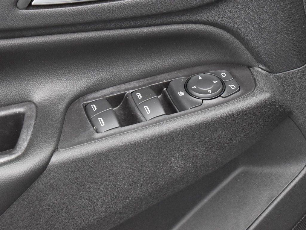 used 2020 Chevrolet Equinox car, priced at $17,500