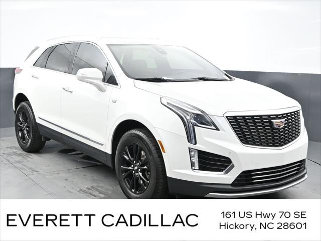 used 2022 Cadillac XT5 car, priced at $31,500