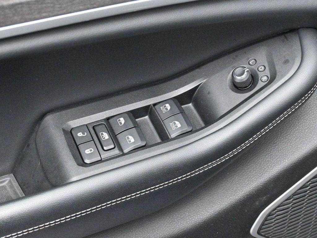 used 2021 Jeep Grand Cherokee L car, priced at $27,800