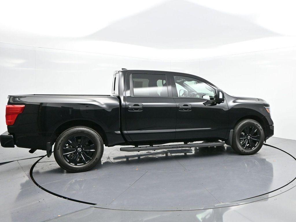used 2023 Nissan Titan car, priced at $32,000