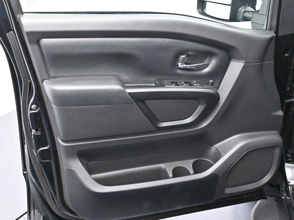 used 2023 Nissan Titan car, priced at $32,000
