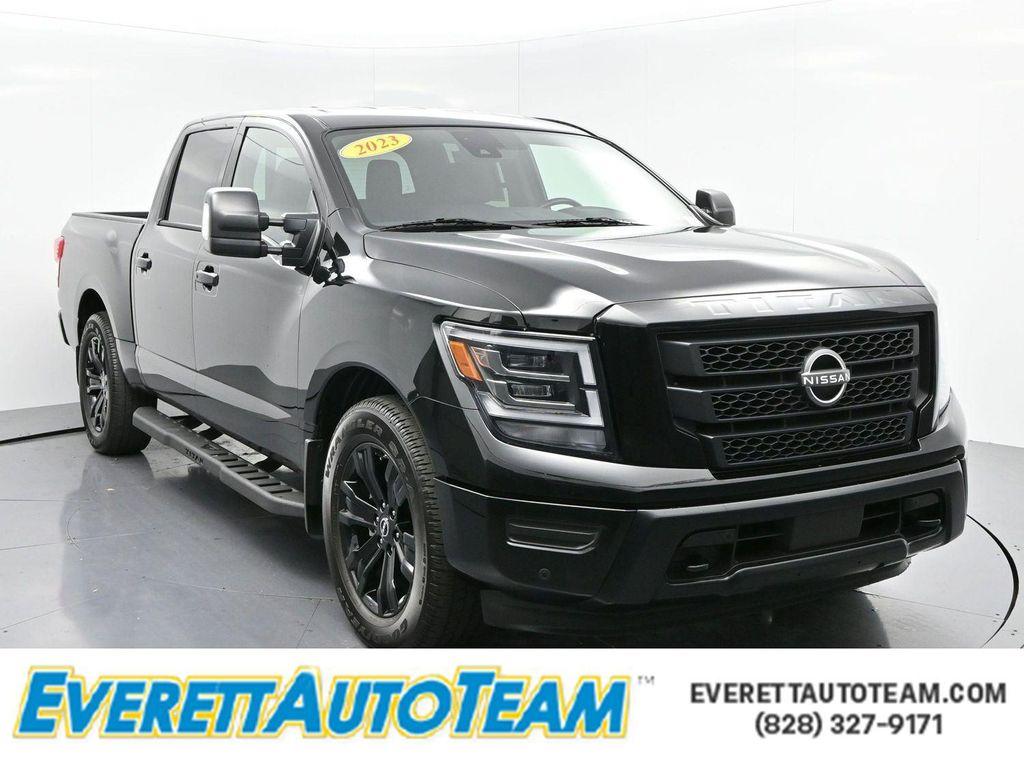 used 2023 Nissan Titan car, priced at $32,000