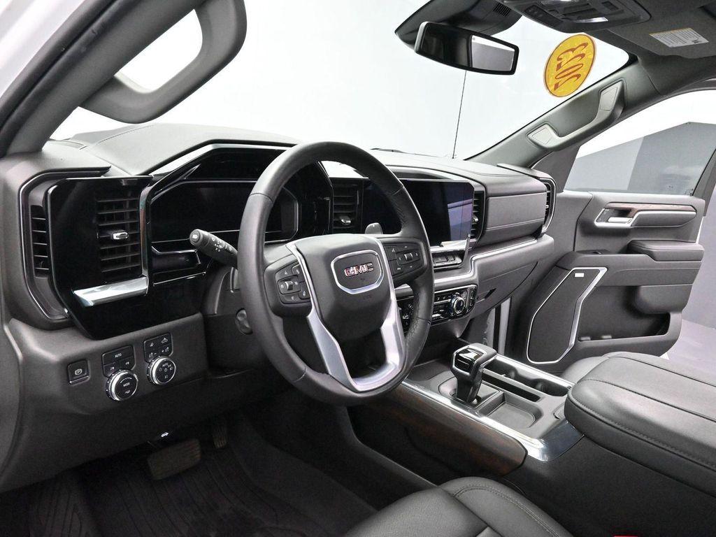 used 2023 GMC Sierra 1500 car, priced at $44,500