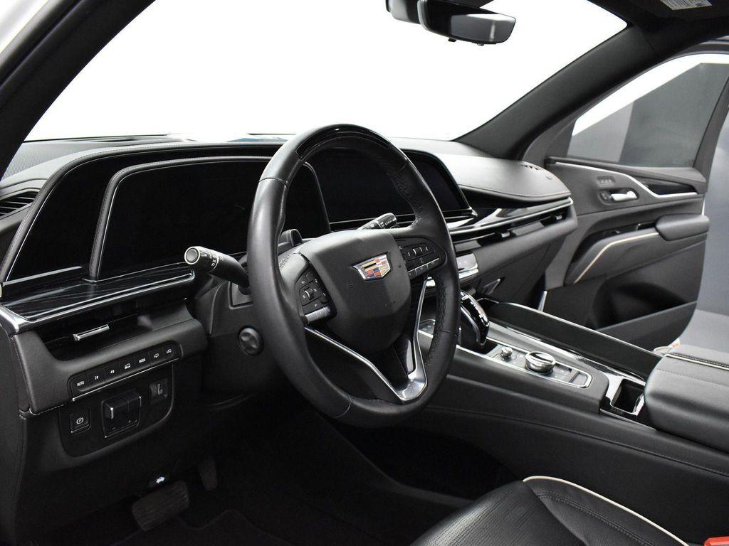 used 2021 Cadillac Escalade ESV car, priced at $47,500