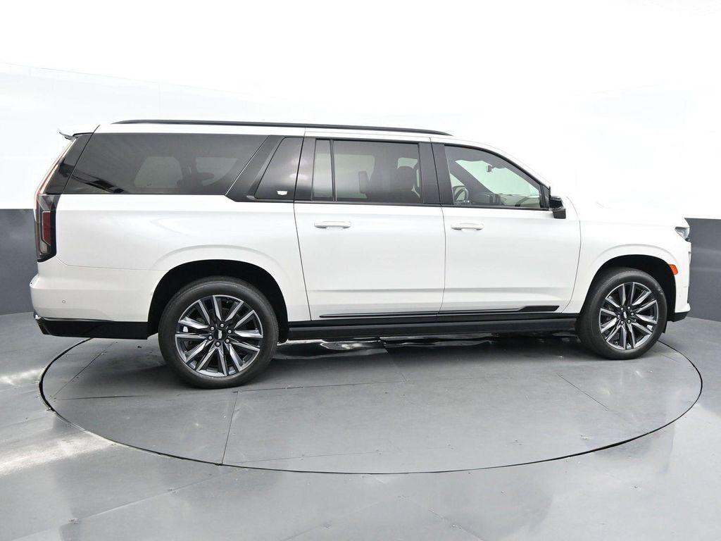 used 2021 Cadillac Escalade ESV car, priced at $47,500