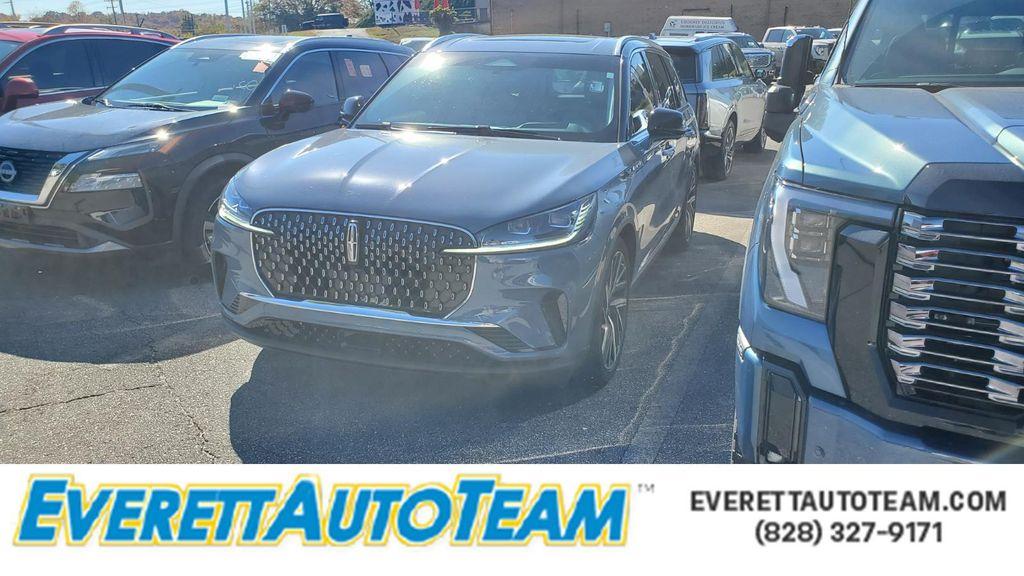 used 2025 Lincoln Aviator car, priced at $65,500