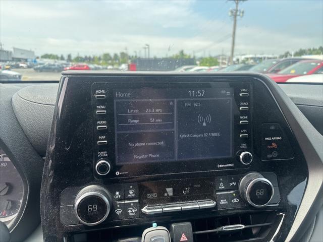 used 2022 Toyota Highlander car, priced at $31,962