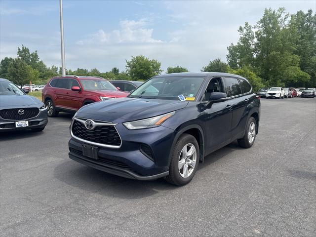 used 2022 Toyota Highlander car, priced at $31,962