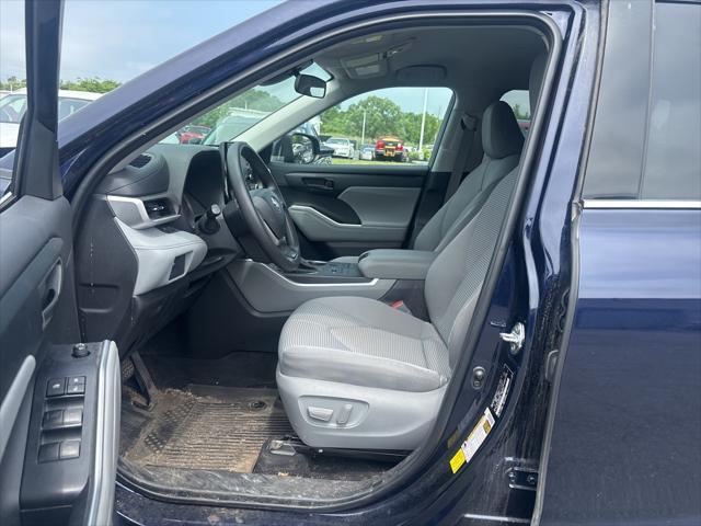 used 2022 Toyota Highlander car, priced at $31,962