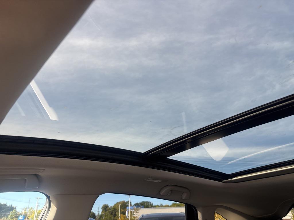 used 2021 Acura RDX car, priced at $28,423