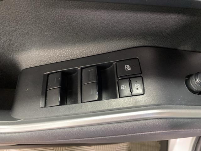 used 2024 Toyota Highlander car, priced at $43,885