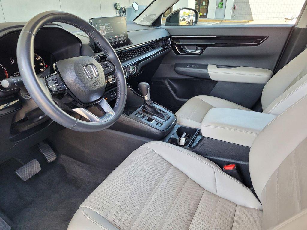 used 2025 Honda CR-V car, priced at $33,488