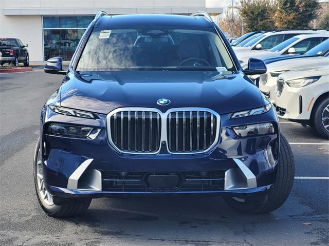 new 2025 BMW X7 car, priced at $90,535