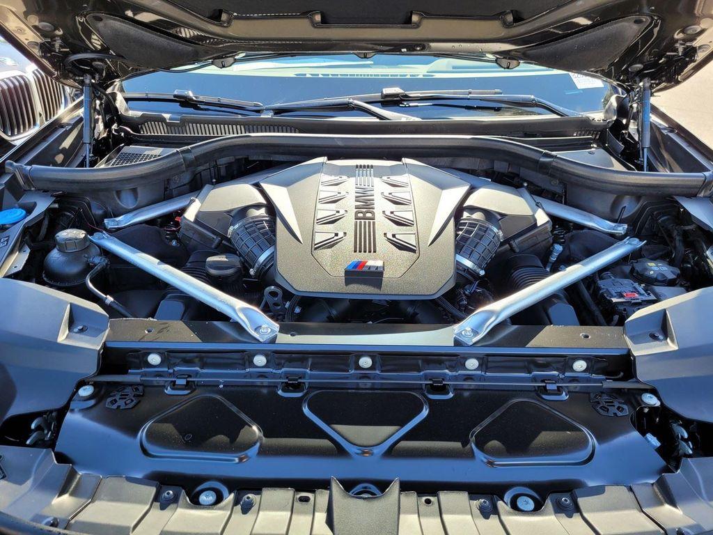 new 2026 BMW X7 car, priced at $118,840