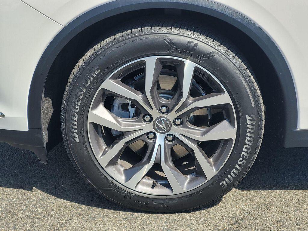 used 2024 Acura MDX car, priced at $41,999