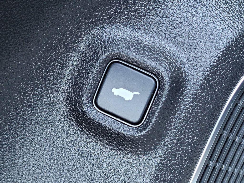 used 2024 Acura MDX car, priced at $41,999