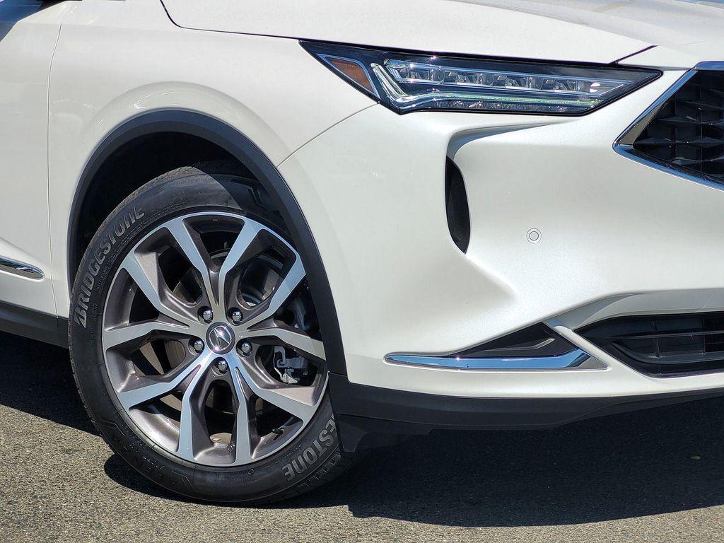 used 2024 Acura MDX car, priced at $41,999