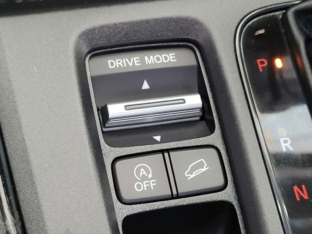 used 2025 Honda CR-V car, priced at $31,500