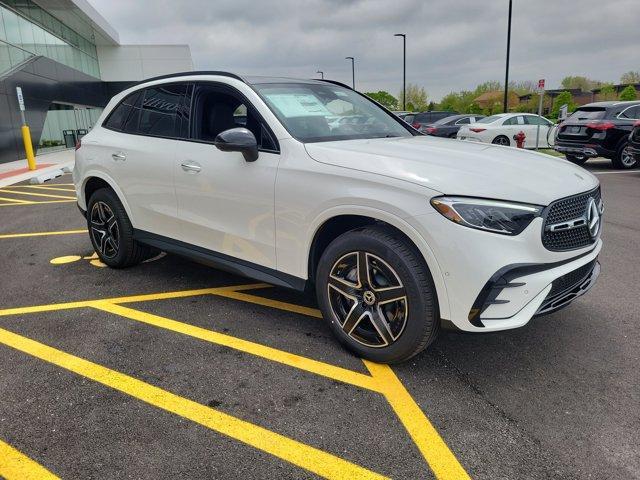 new 2025 Mercedes-Benz GLC 300 car, priced at $61,405