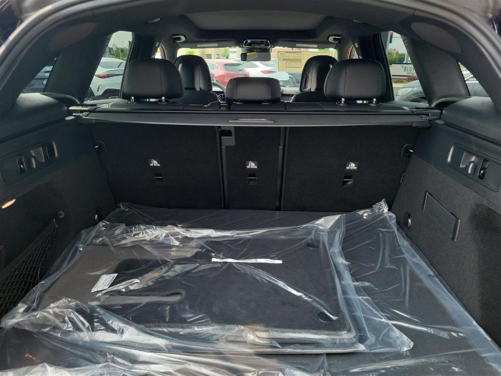 new 2025 Mercedes-Benz GLC 300 car, priced at $54,910
