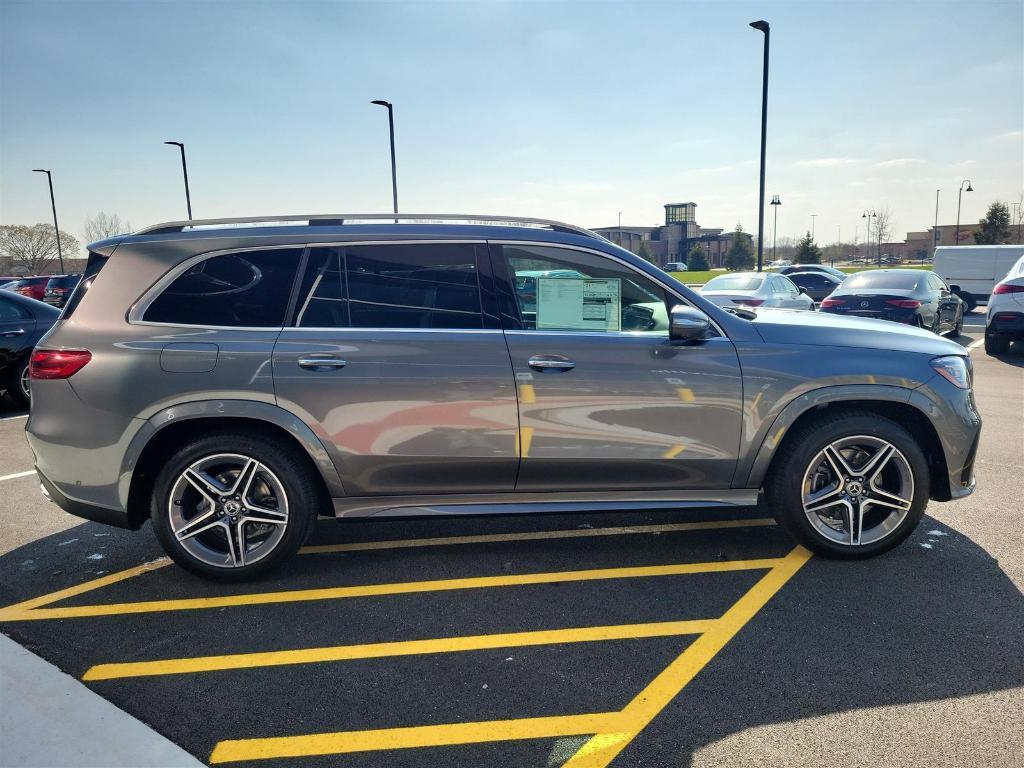 new 2025 Mercedes-Benz GLS 450 car, priced at $94,185