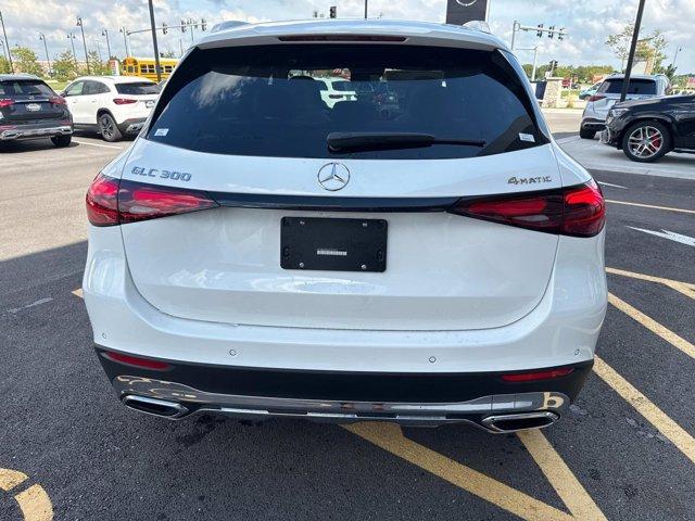 new 2025 Mercedes-Benz GLC 300 car, priced at $60,170