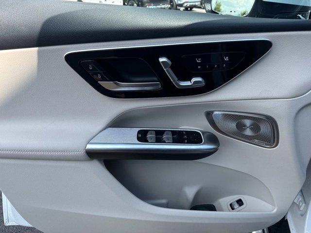 new 2025 Mercedes-Benz GLC 300 car, priced at $60,170