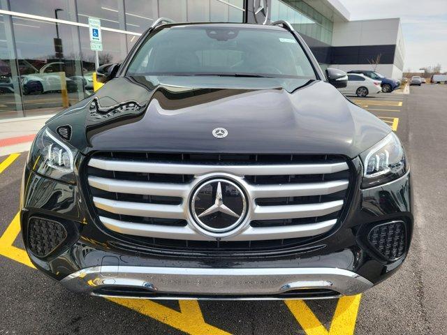 new 2025 Mercedes-Benz GLS 450 car, priced at $91,945