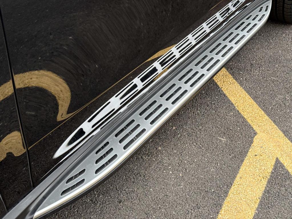 used 2022 Mercedes-Benz GLE 450 car, priced at $48,990