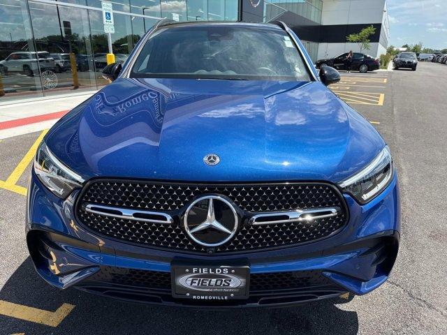 new 2024 Mercedes-Benz GLC 300 car, priced at $50,990