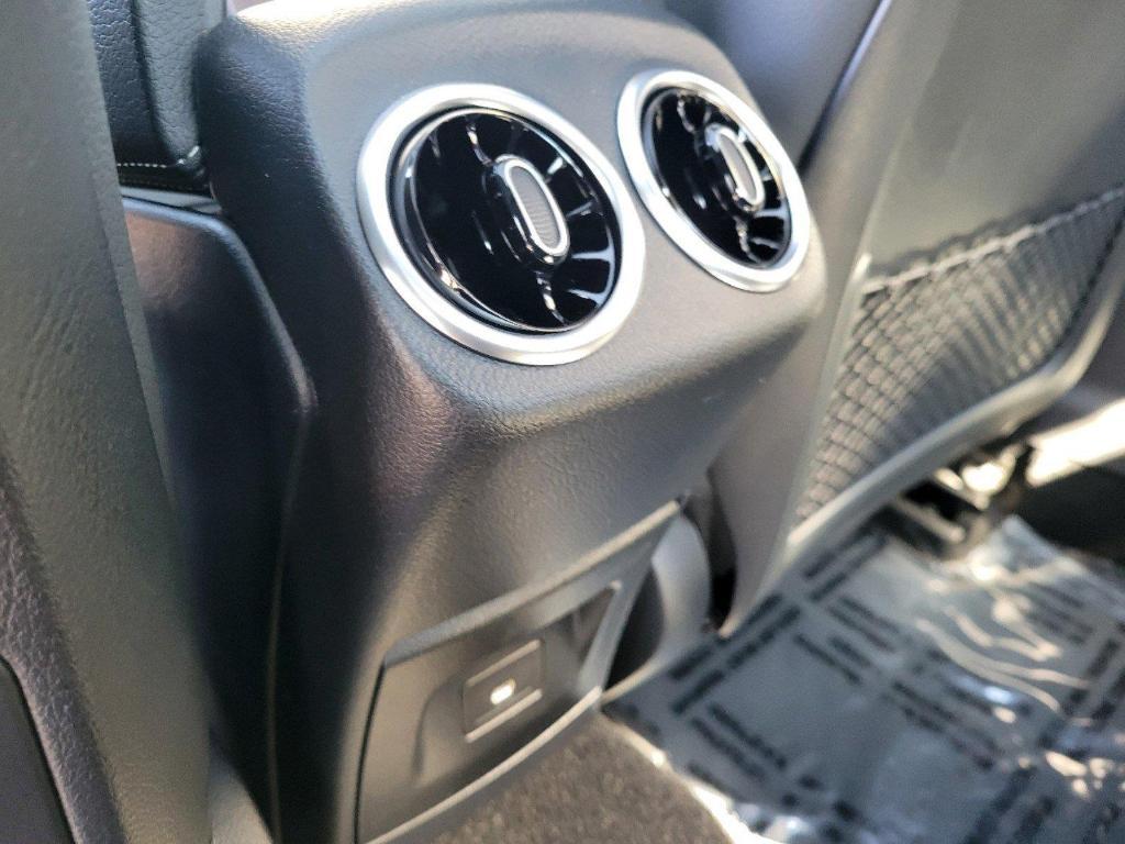 new 2025 Mercedes-Benz CLA 250 car, priced at $45,500