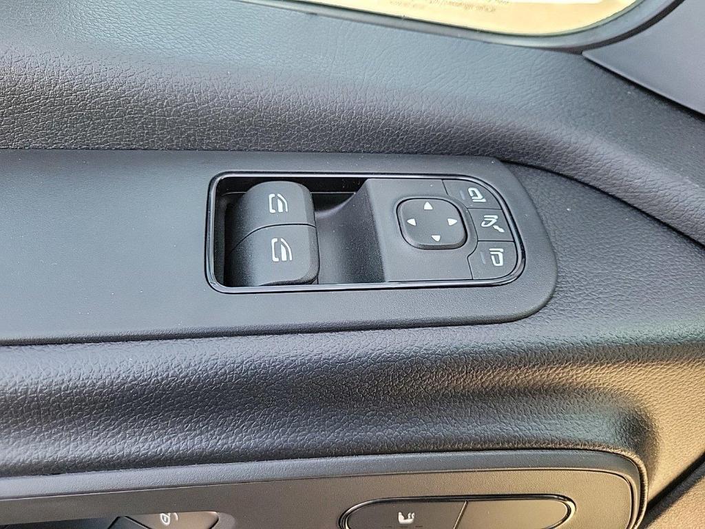 new 2025 Mercedes-Benz Sprinter 2500 car, priced at $66,308