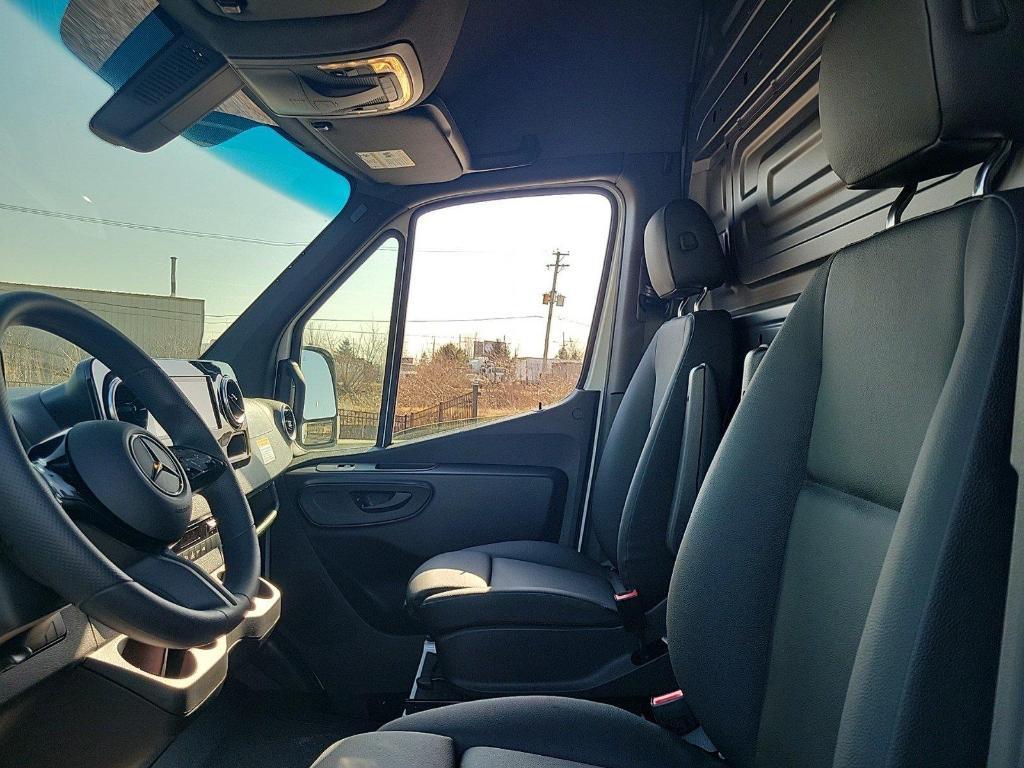 new 2025 Mercedes-Benz Sprinter 2500 car, priced at $66,308