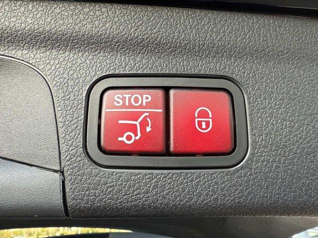 used 2021 Mercedes-Benz GLE 450 car, priced at $39,790