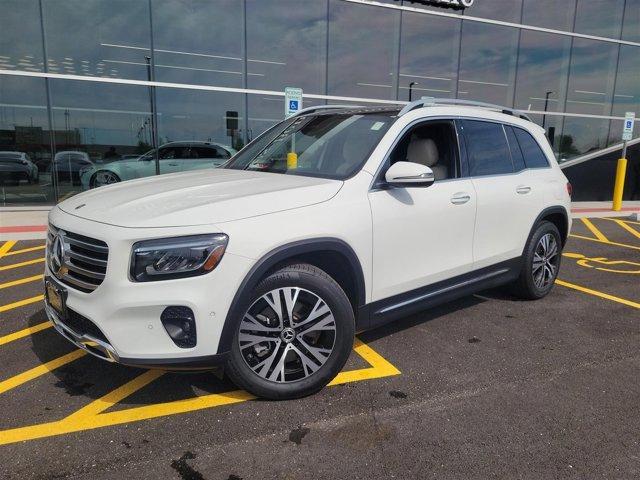 new 2024 Mercedes-Benz GLB 250 car, priced at $42,990